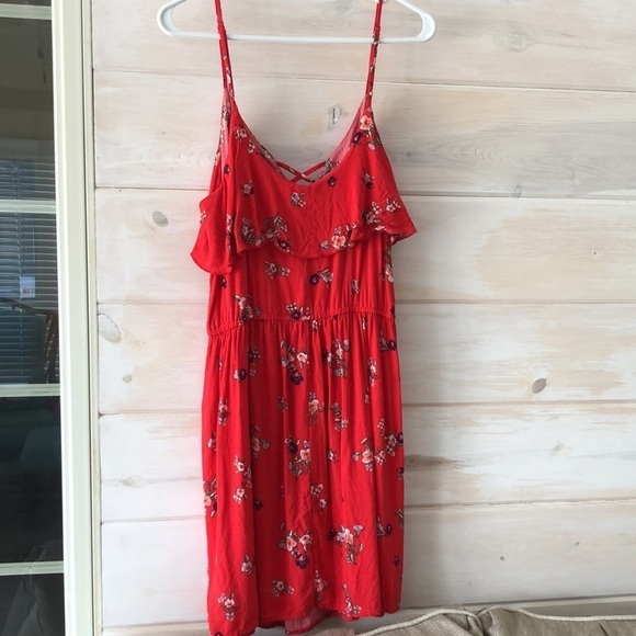 Charlotte Russe Red Floral Summer Dress - Picture 5 of 9